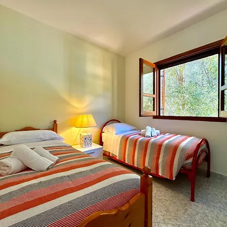 Apartment With Pool *