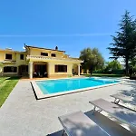 With Pool Cardedu