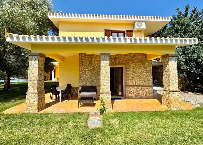 With Pool Apartmán *